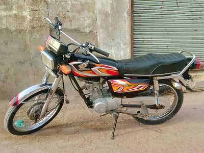 Honda 125c(( 03121155979))