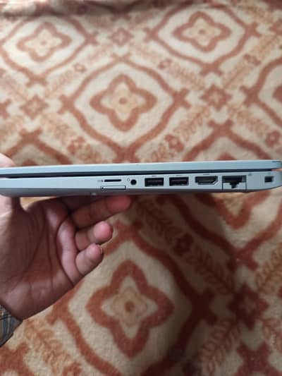 Dell latitude 5410 core i5-10gen touch screen with fingerprint