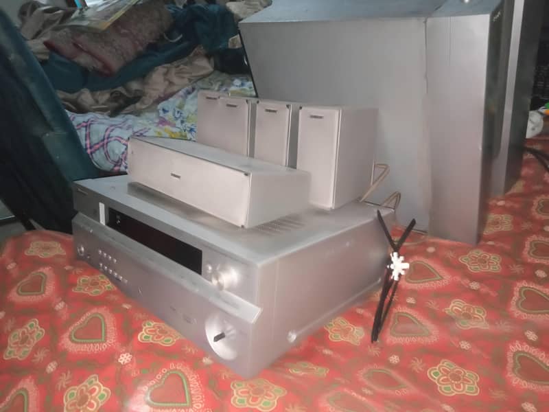 SONY. 3
