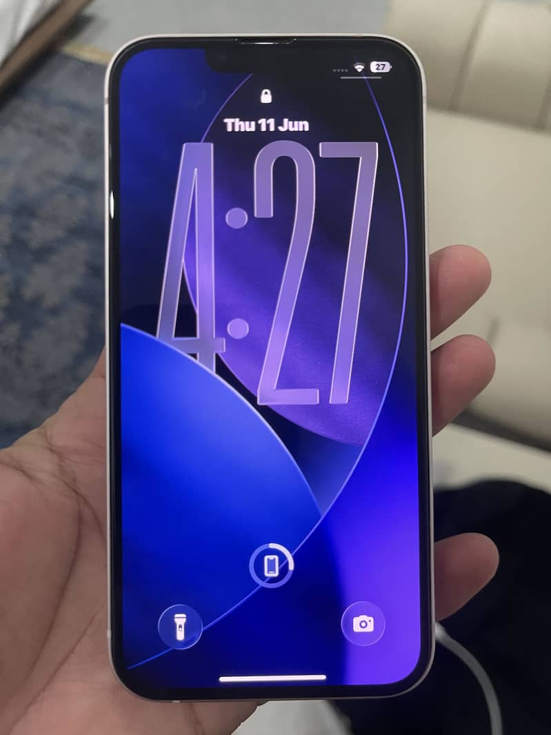 Apple iPhone 13 2
