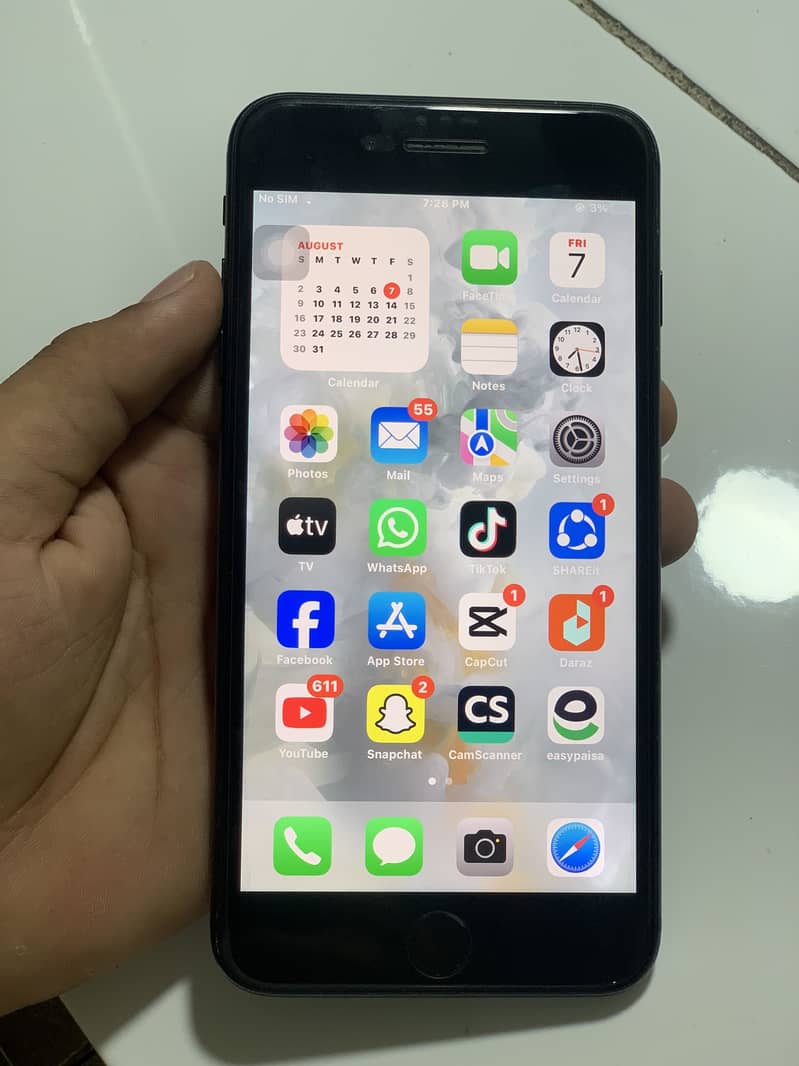 Apple iPhone 7 Plus 0