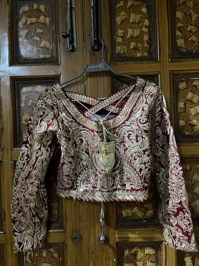 erum khan suit