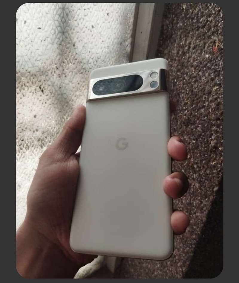 Google Pixel 8 Pro 1
