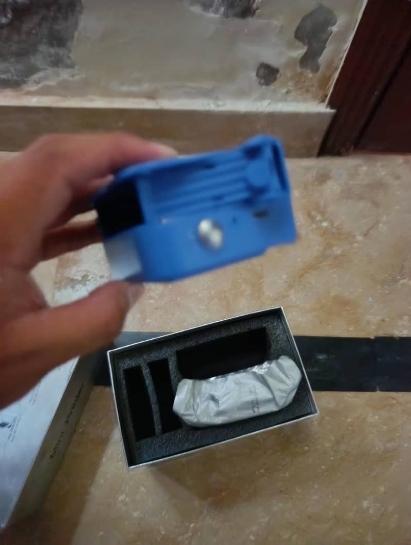 Mini hand ink laser printer 1
