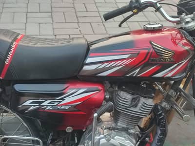look like new Fuel tank and tapa
