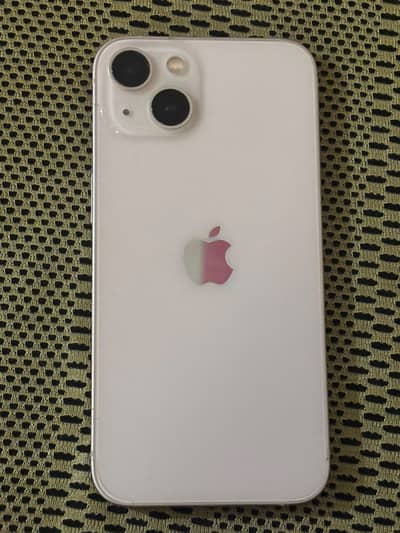 Apple iPhone 13
