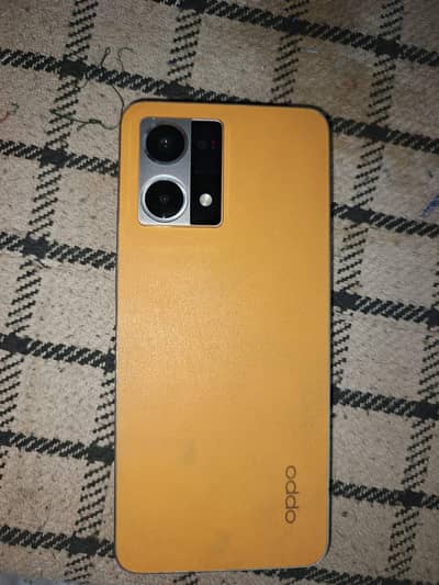 OPPO F21