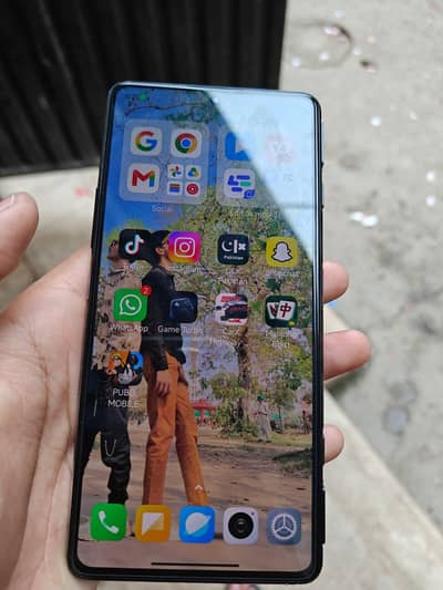 Redmi k40 gaming phone in best condition 10 by 10 scratchless