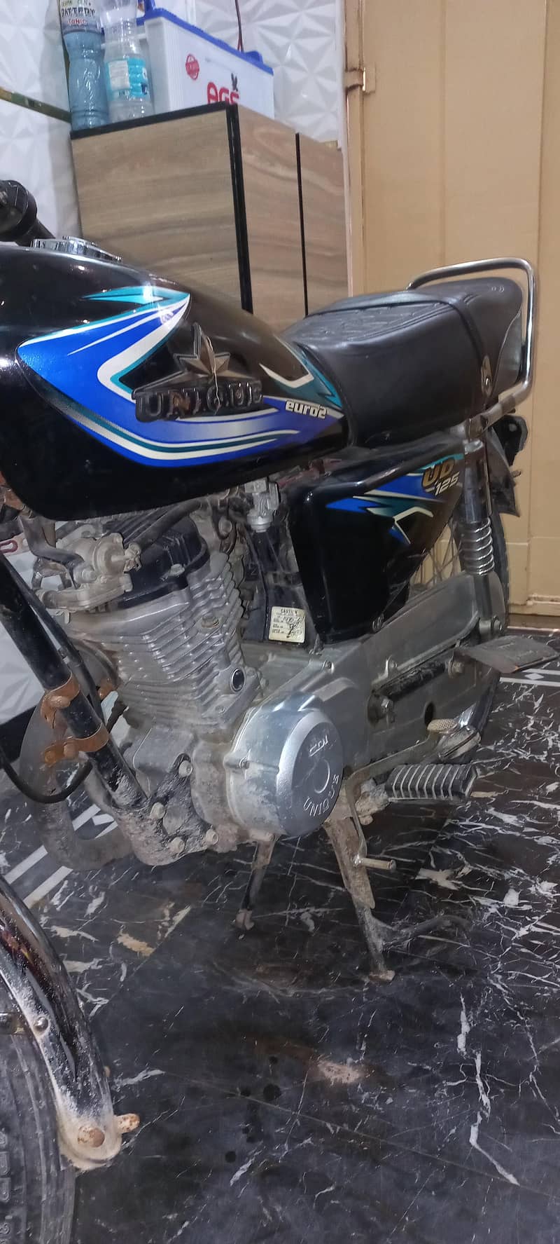 UNIQUE 125 2