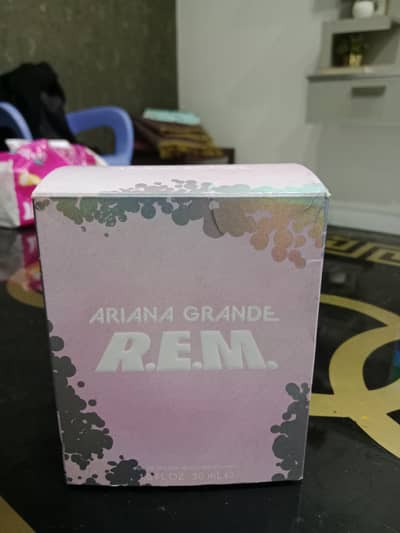 Ariana Grande’s Original Perfume R. E. M