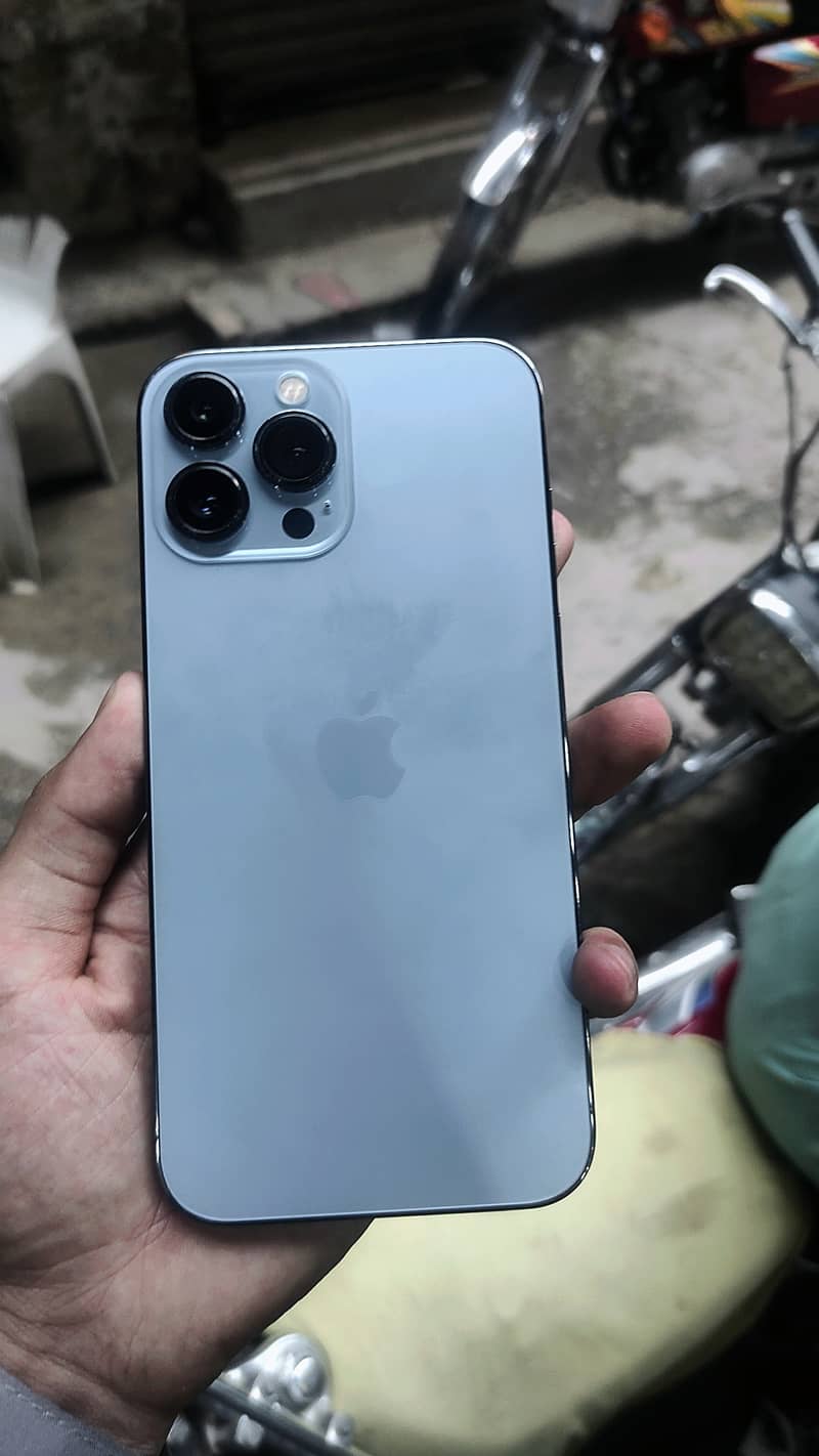 13 pro max 0