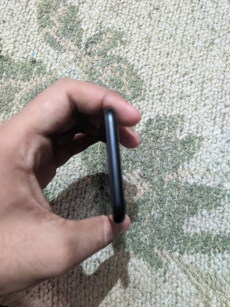 Apple iPhone SE 3