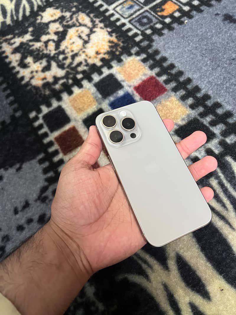 Apple iPhone15pro 3