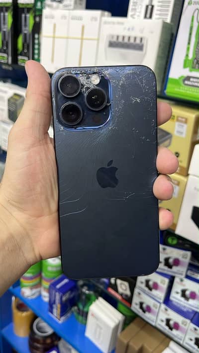 I phone 15 pro max board