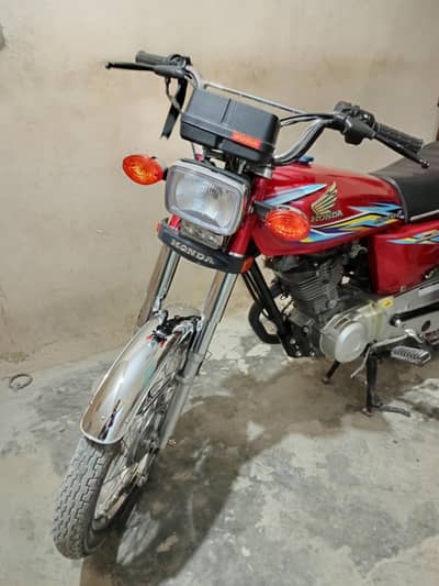 CG125