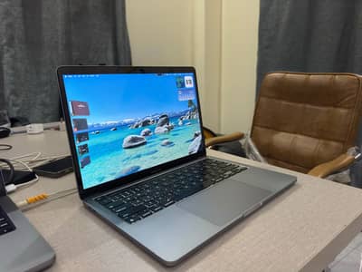 Macbook Pro M1 256 GB