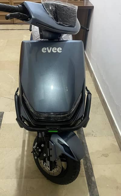 New Evee GEN-Z with iron guard and helmet
