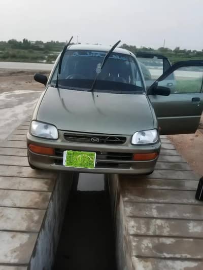 Daihatsu Cuore 2002