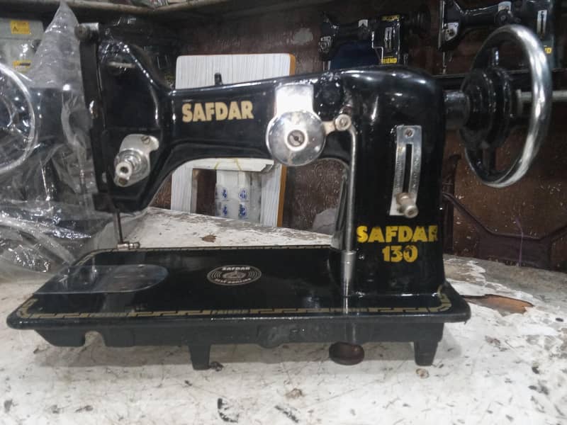 embroidery machine 1