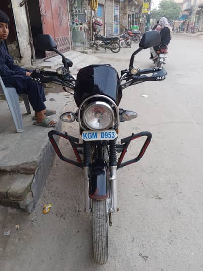 GS 150 for Sale(Golden bike)