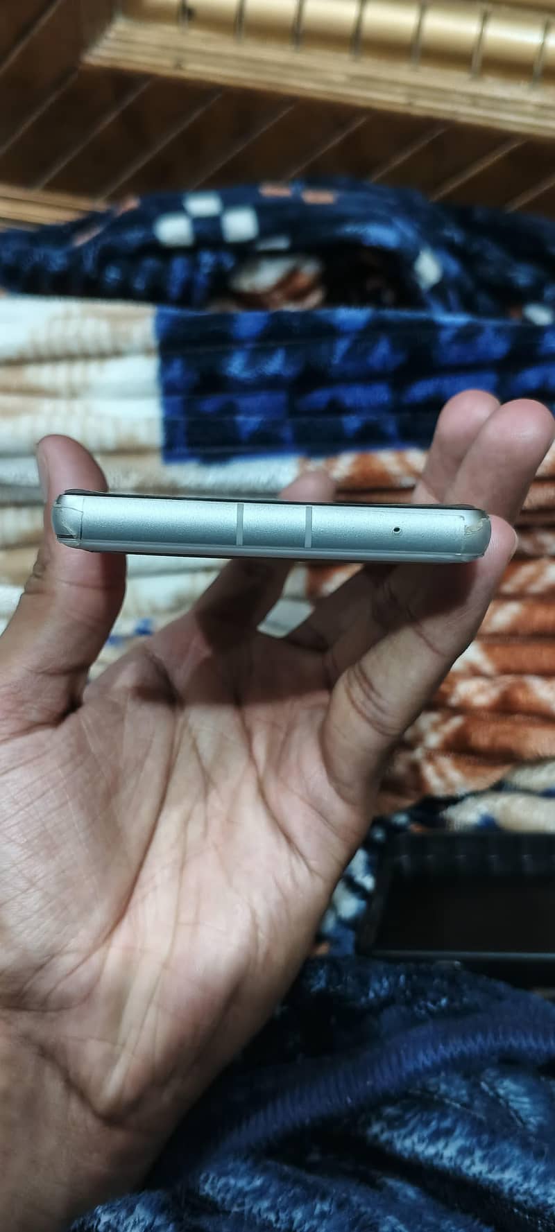 Google Pixel 7a 5