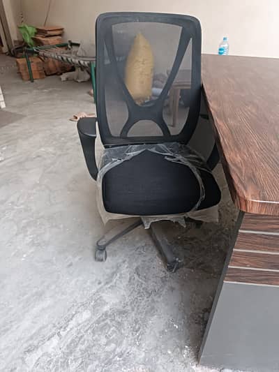 Office executive table + Chair
