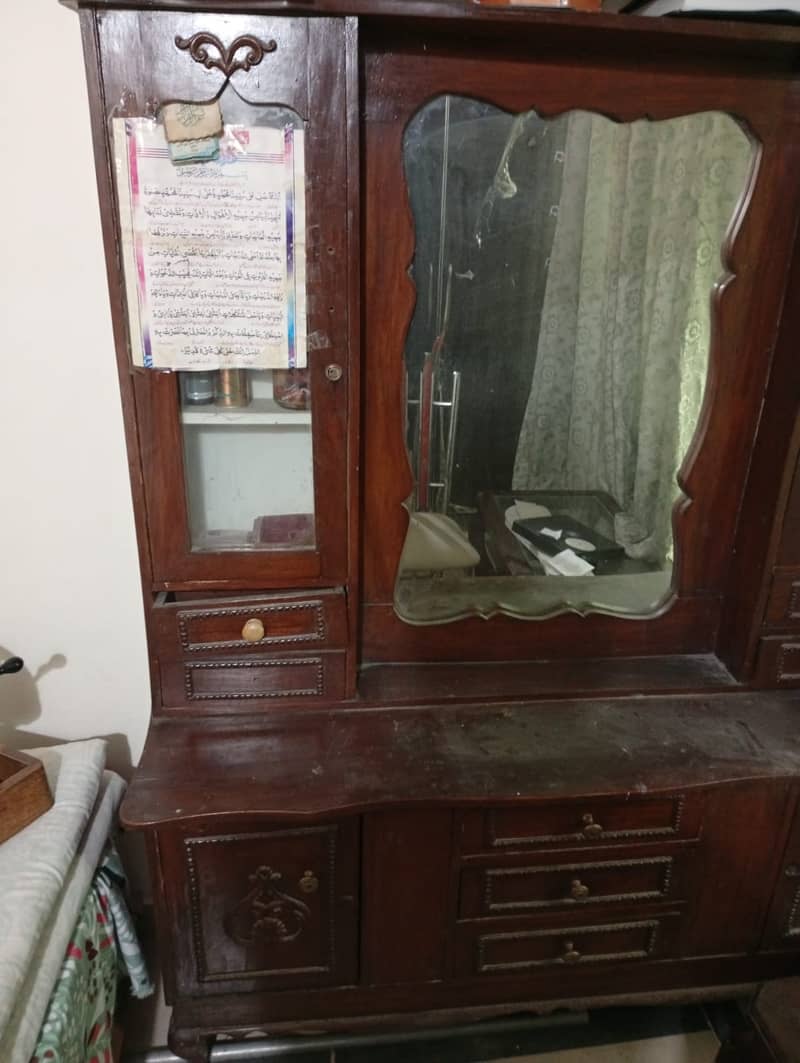 Pure Solid Wood Dressing Table with mirror 2