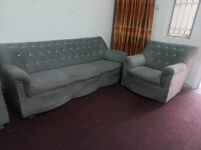 5 seater sofa set for sale in good condition