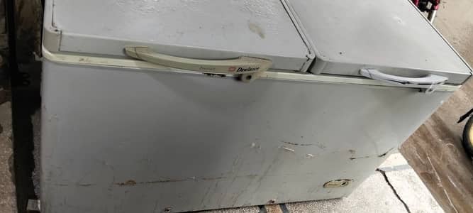 Dawlance deep freezer