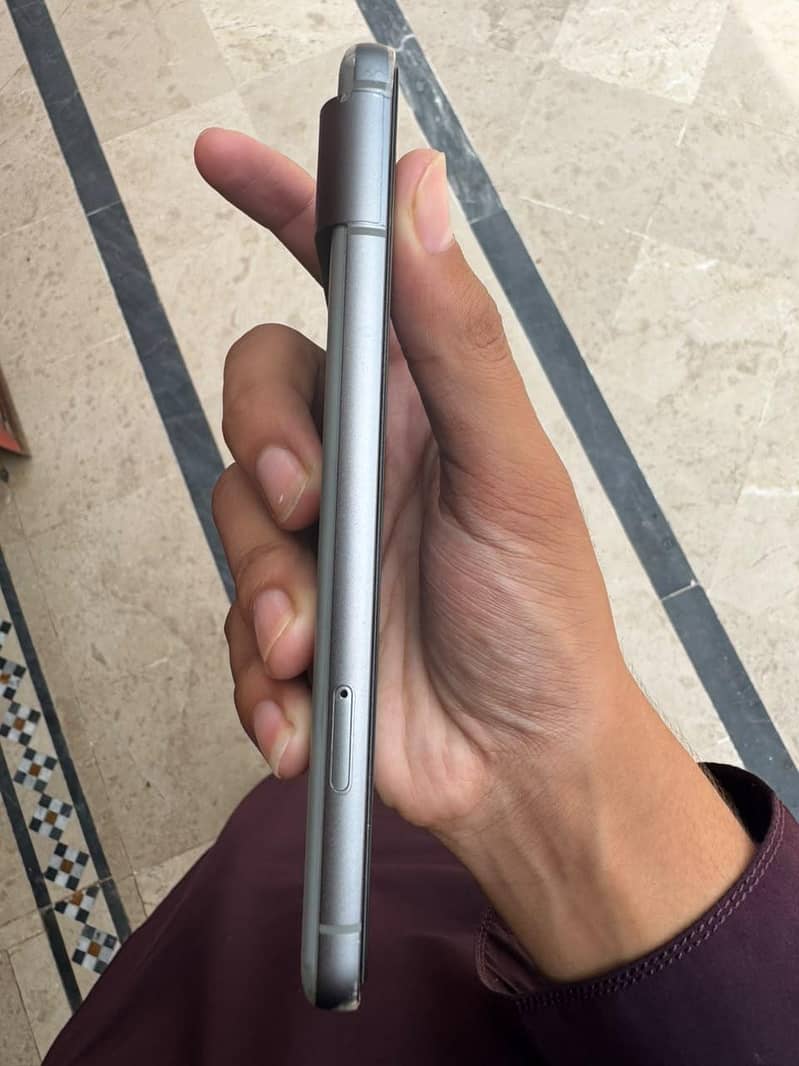 Google Pixel 8 1