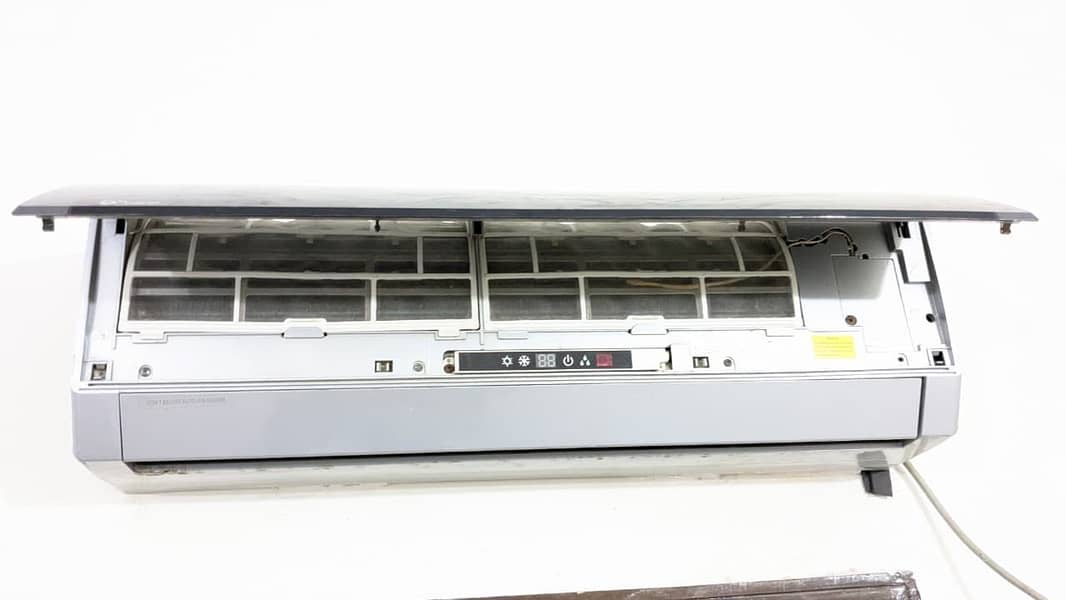 Gree split 1 Ton 1