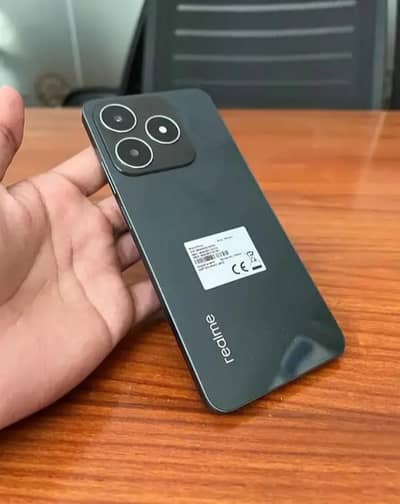 Realme C61