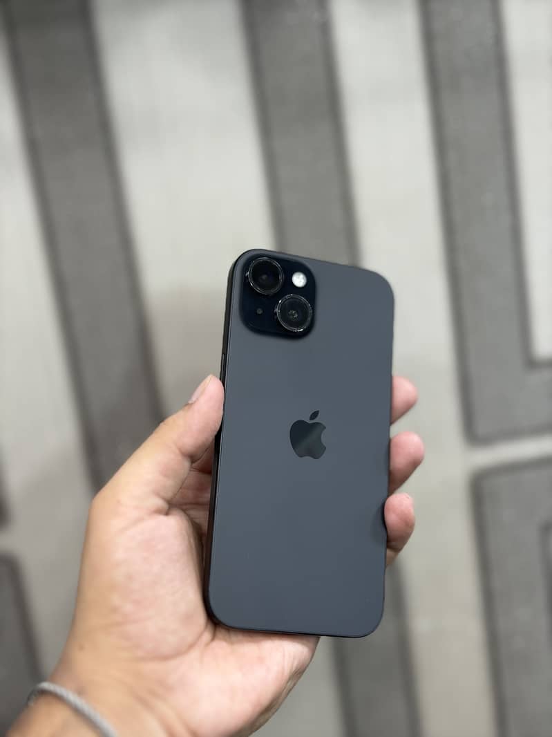 Apple iPhone 15 1
