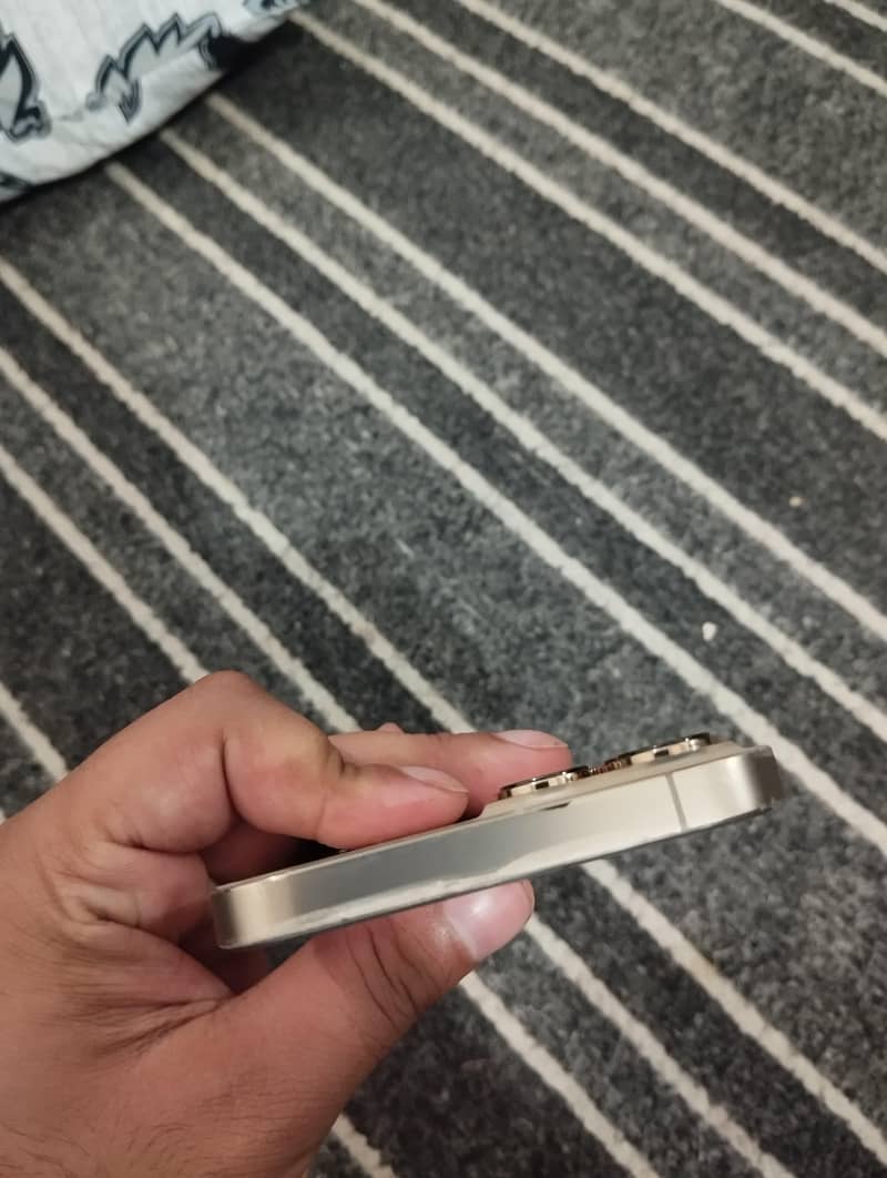 iphone 13 pro max 6