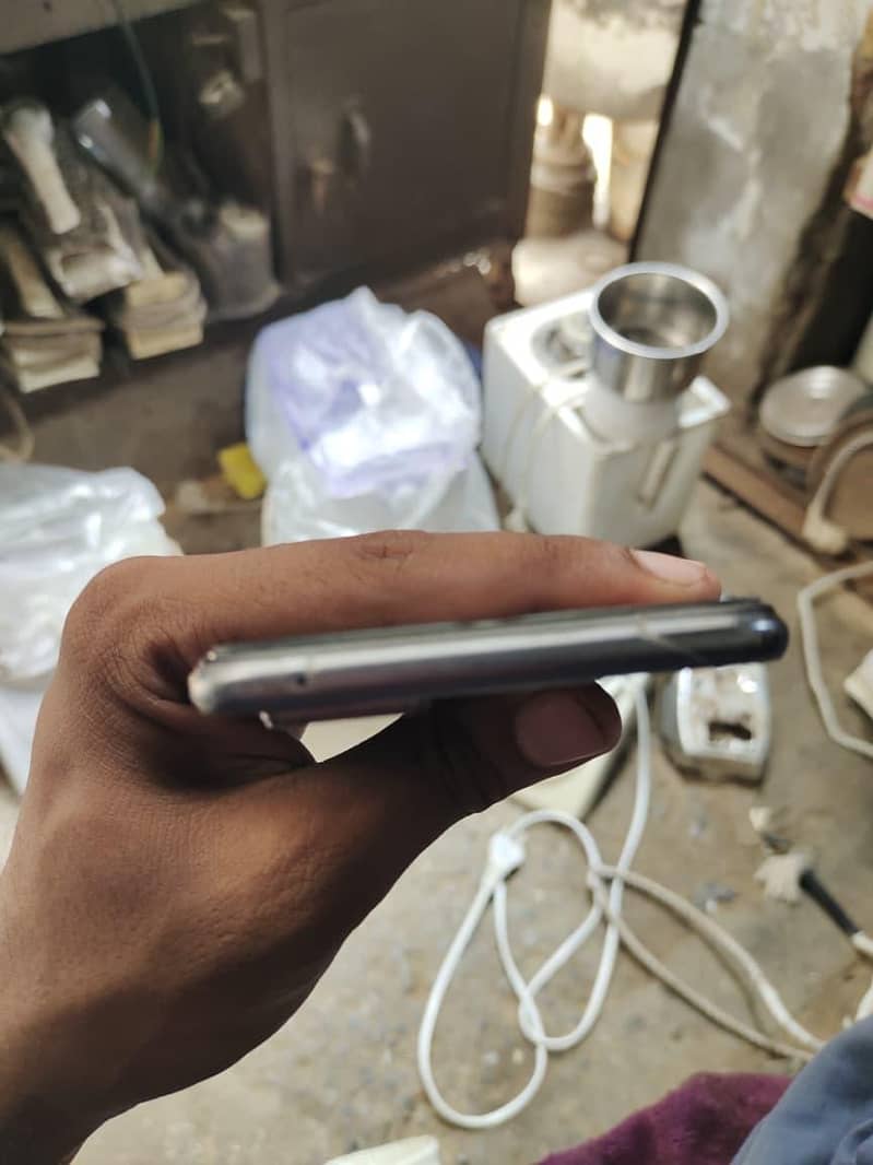 Vivo V21e 7