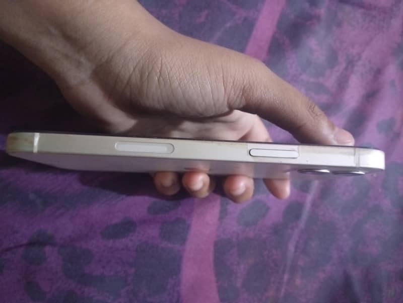 Apple iPhone 12 2