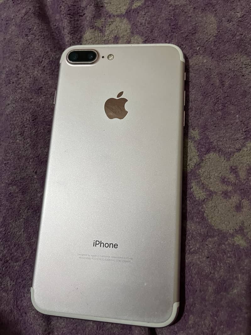 Apple iPhone 7 Plus 1