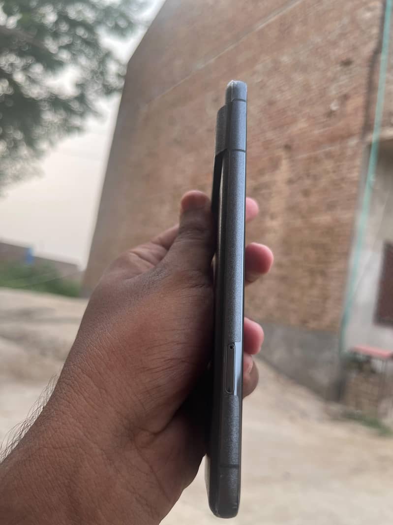 Google Pixel 8 Pro 4