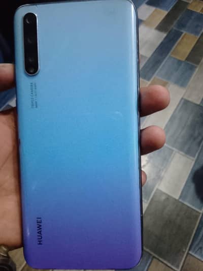 Huawei Y8p