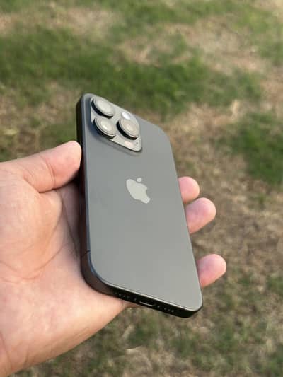 iPhone 15 Pro Jv