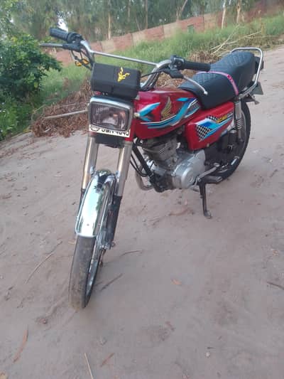 Honda 125  condition 10/10