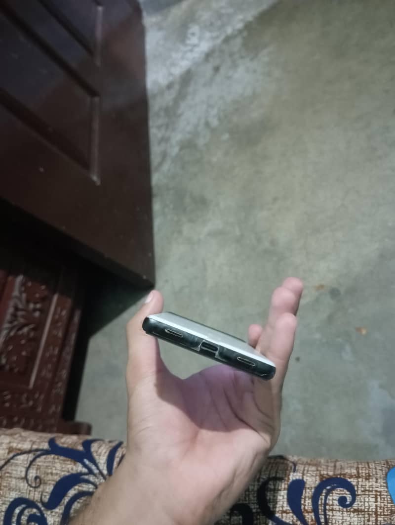 Google Pixel 6a 3