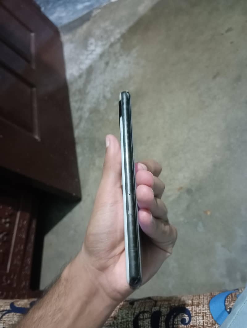 Google Pixel 6a 4