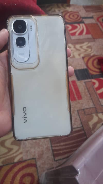 Vivo Y400