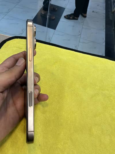 Apple iPhone 16 Pro Max jv