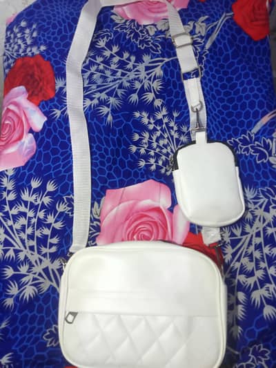 shoulder handbag