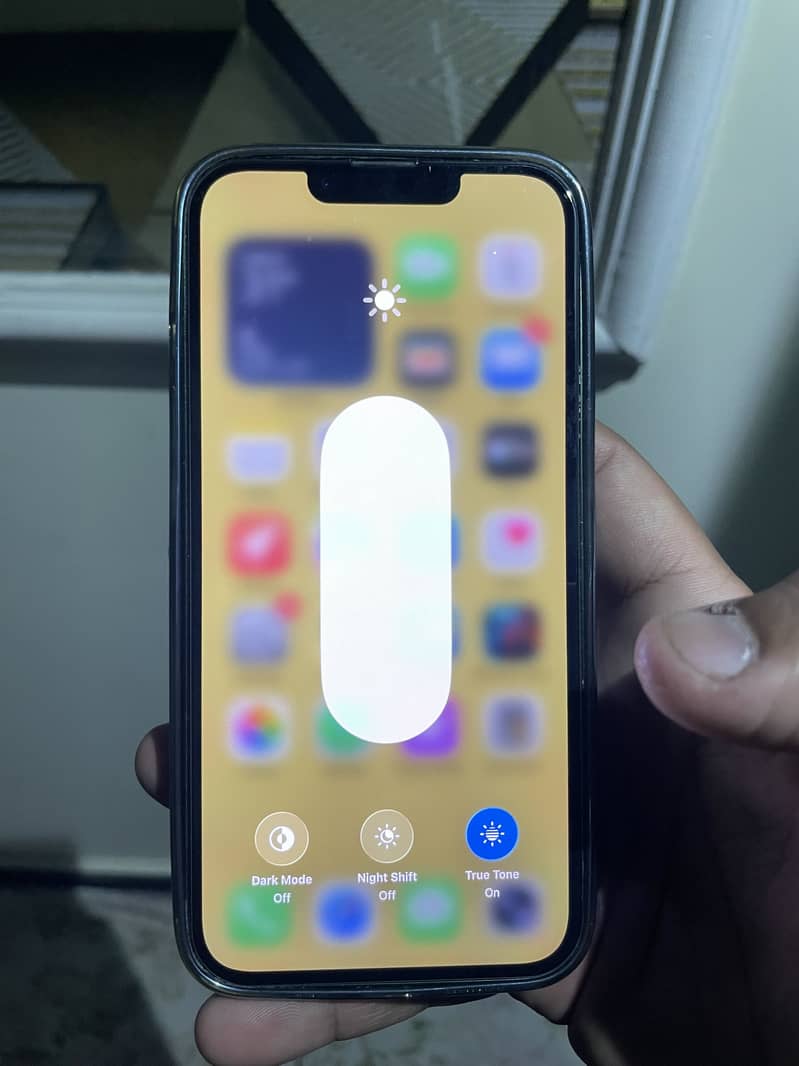 Apple iPhone 13 6