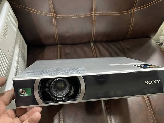 Multimedia Projector 3