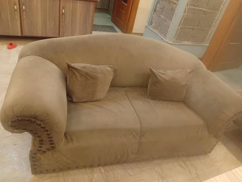 Brown sofa set 4