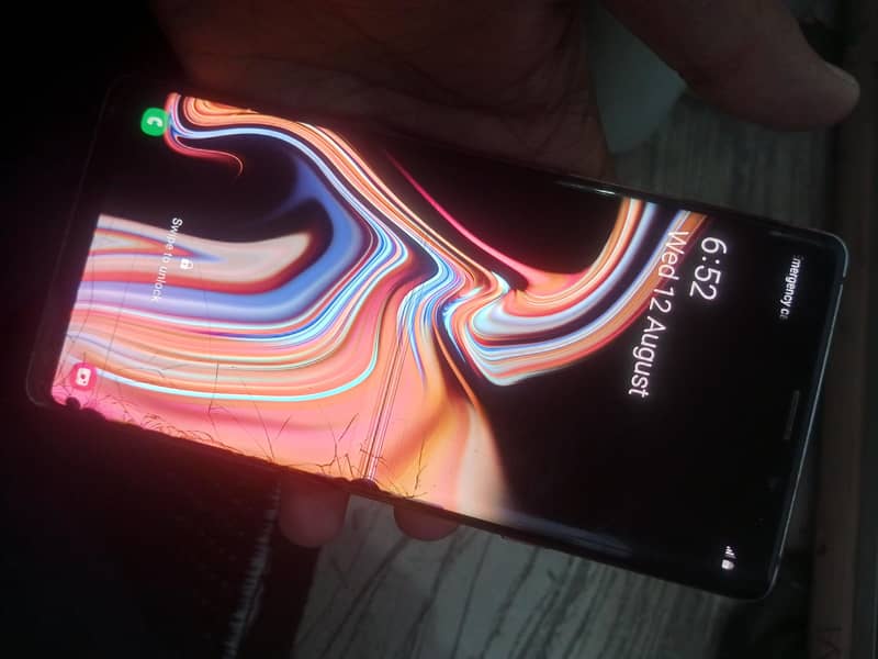Samsung Mobile Note 9 1